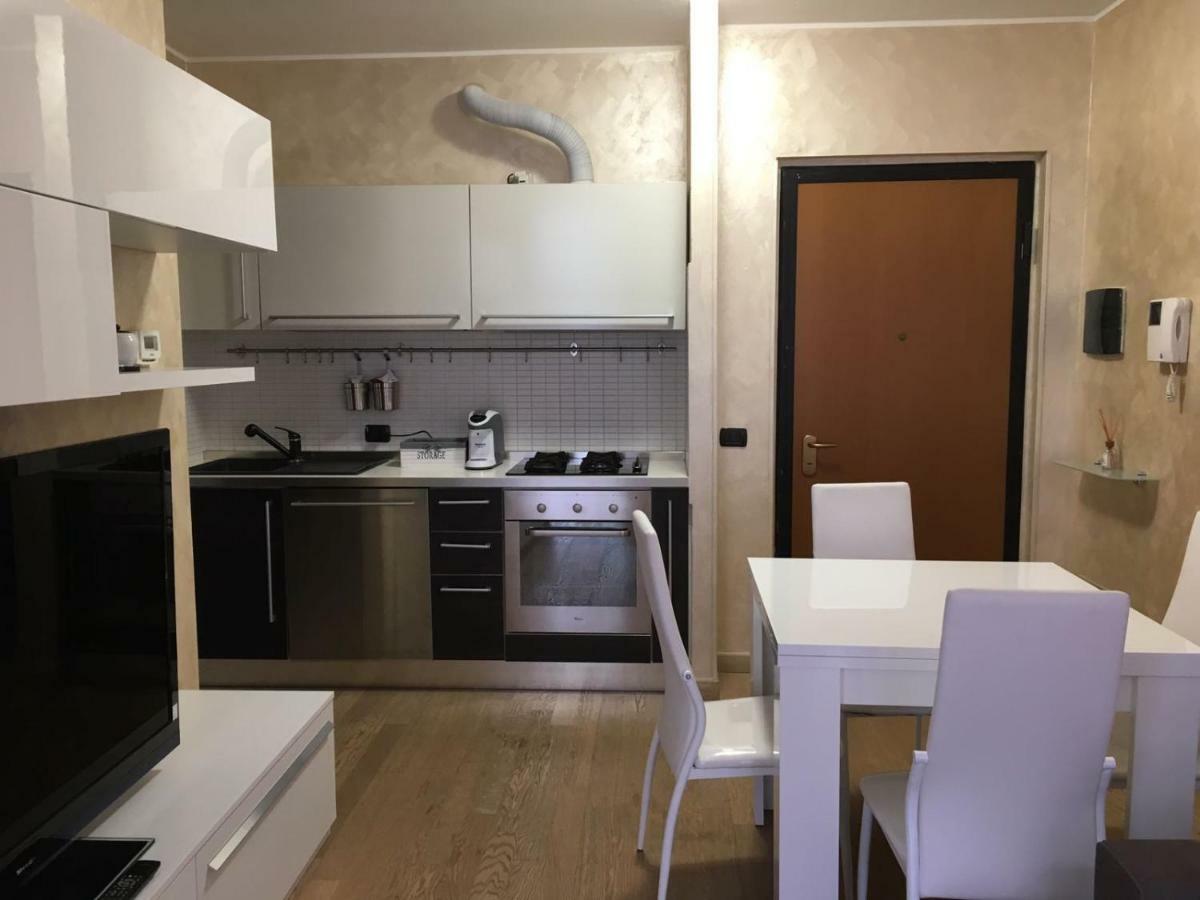Milano Malpensa Grandi Ap Lägenhet Gallarate Exteriör bild